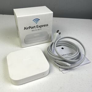 Apple AirPort Express  Base Station A1392 2nd Generation Airplay 2 Wifi